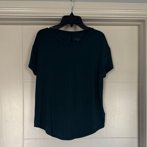 Athleta Short Sleeve Crew Tee - Deep Green. Size XXS